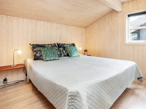 8 person holiday home in Blokhus-By Traum