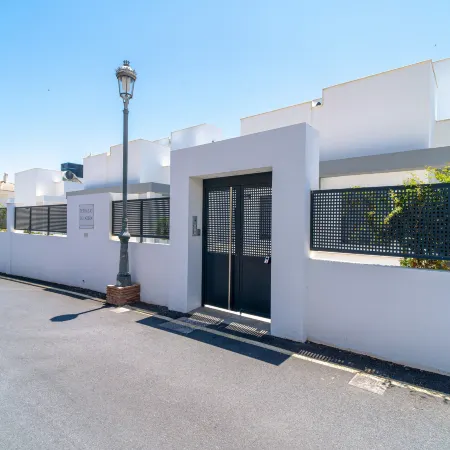 Apartment in Nerja with Sea Views & Pool