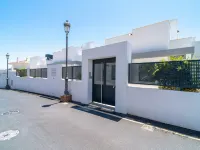 Apartment in Nerja with Sea Views & Pool - 4-نجوم