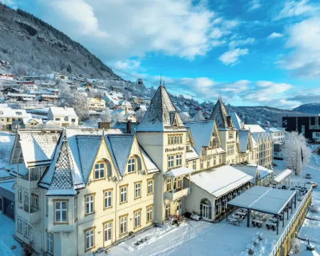 Fleischer's Hotel โรงแรมในVoss