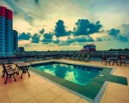NM Royale County Hotels in Kochi
