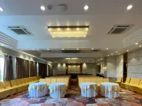 Hotel Hilltop Palace