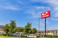 Econo Lodge Hotels near Brazos Valley Museum of Natural History