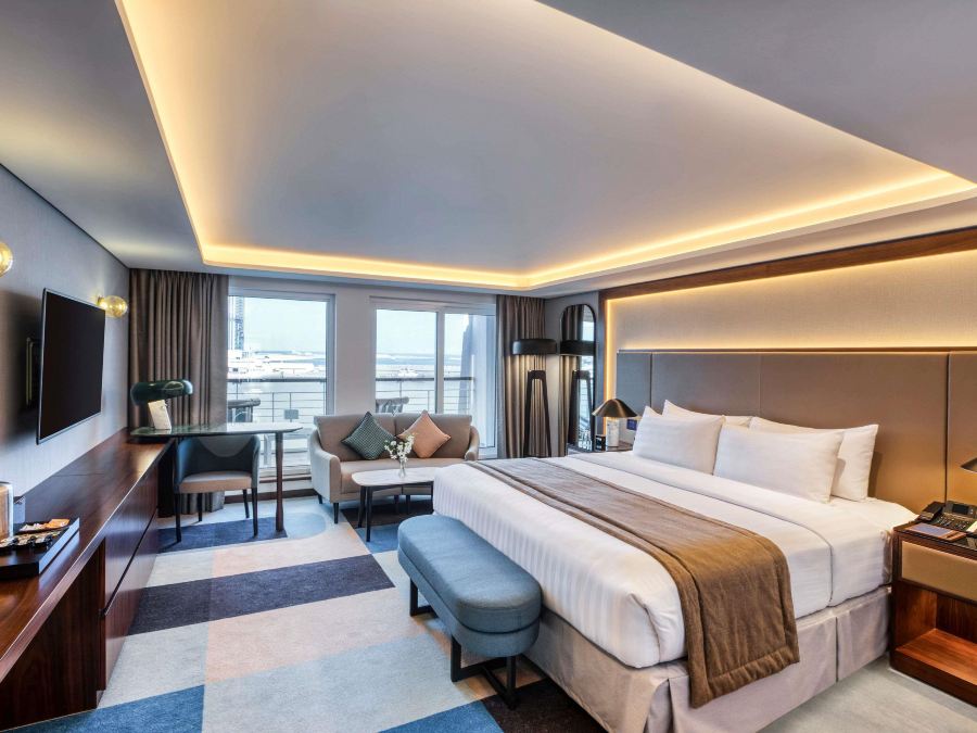 Queen Elizabeth 2 Hotel