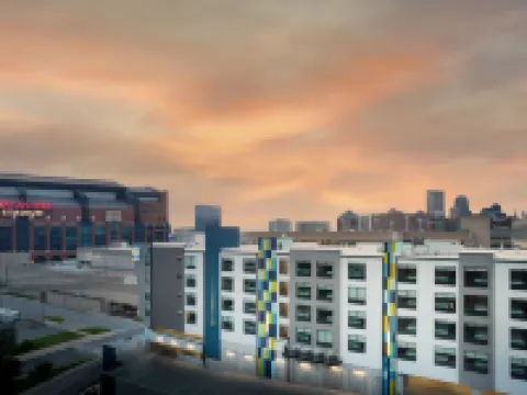 Tru by Hilton Indianapolis Downtown Hotels in Indianapolis