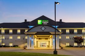 Holiday Inn Express & Suites NORTH FREMONT by IHG
