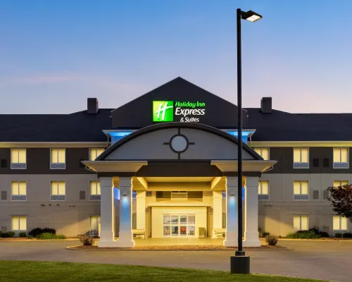 Holiday Inn Express & Suites NORTH FREMONT by IHG Hotels in Sandusky County