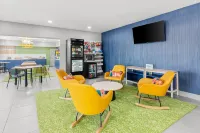 Spark by Hilton Sumter Hotels in Sumter