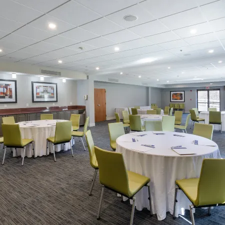 Holiday Inn Express LEXINGTON by IHG