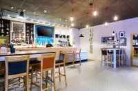 Holiday Inn PORTSMOUTH by IHG - С баром