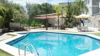Holiday Inn & Suites CHIHUAHUA EXPO by IHG - مسبح