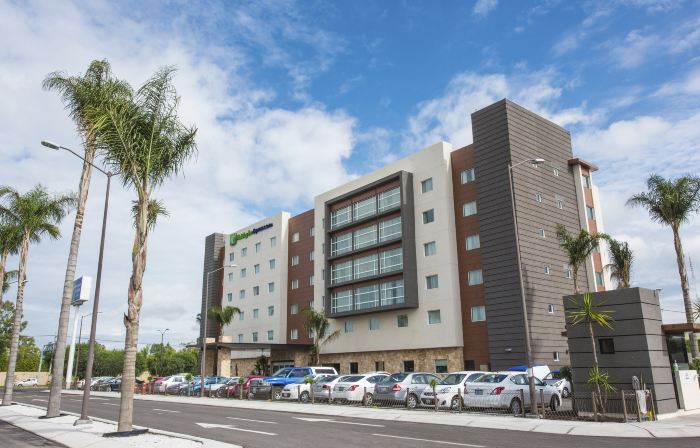 Holiday Inn Express & Suites CELAYA by IHG