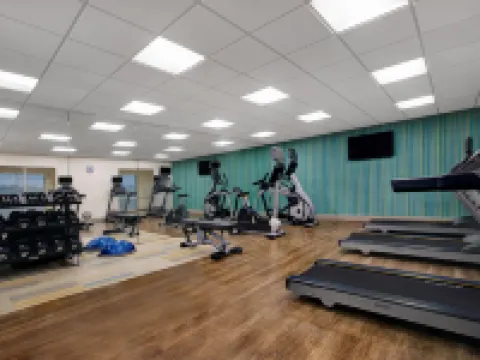 Holiday Inn Express & Suites MILWAUKEE - BROOKFIELD by IHG Hotels in Brookfield