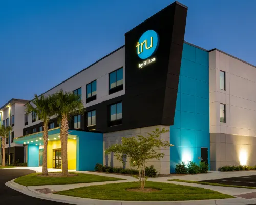 Tru by Hilton Brunswick Hotels in Glynn County