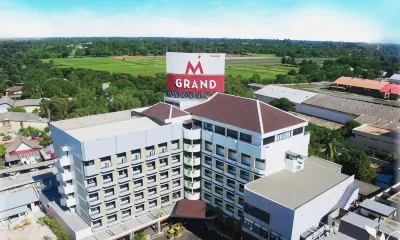 M Grand Hotel Roi Et Hotels in Nai Mueang