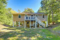 Walk to Beach & Family Fun! Emerald Isle Home - parking