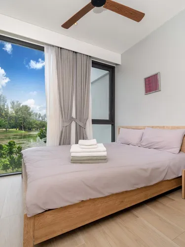 รูปภาพของDeluxe lagoon view apartment at Cassia Residence