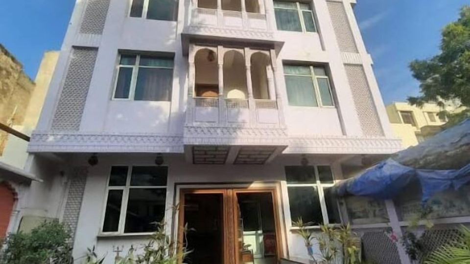 Hotel Chit Chat Palace