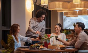 Mercure Dubai Deira