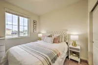 Visalia Home w/ Yard: 4 Mi to Downtown! - 3-Star
