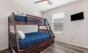 Hillside Cottage in the Vineyards Resort!