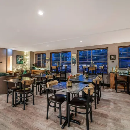 Maine Evergreen Hotel, Ascend Hotel Collection