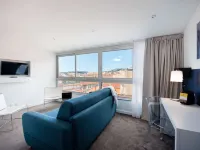 Ibis Styles Menton Centre Hotels near شاطئ ماركي