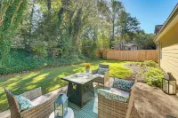 2 Mi to Ksu: Family Home w/ Games, Near Parks - Wifi