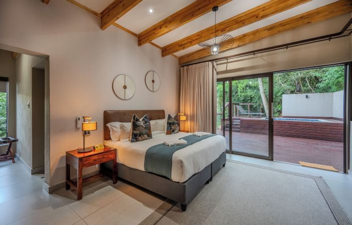Bushbaby Valley Lodge