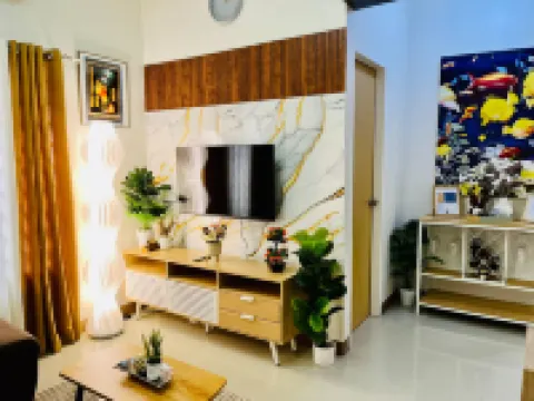 Bloomstone - 2BR Family Suite in Gensan Hotels in 
