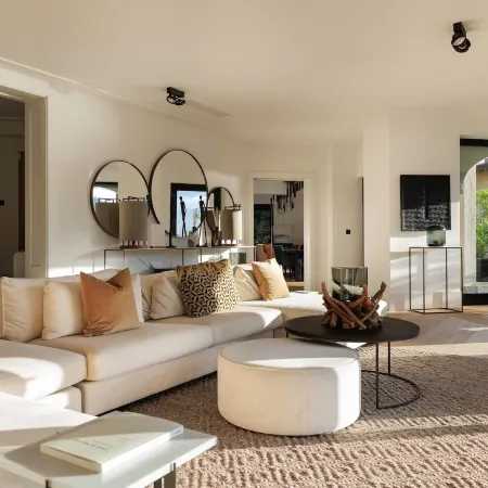 Carefree Retreat With Panoramic Views of Lake Como