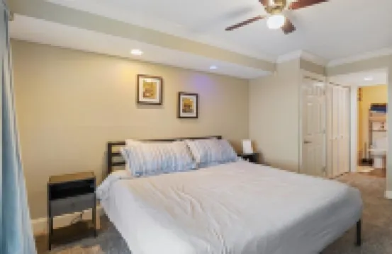 Cozy Pet-friendly Condo w/ Pool