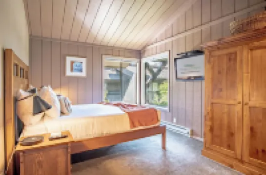 Wildwood Cottage at Villager + SV Resort Amenities Hotels in Sun Valley