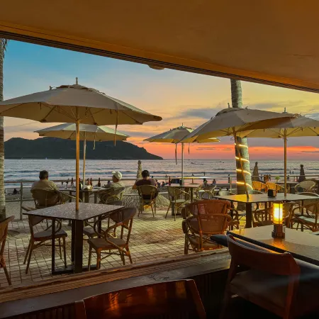 Las Flores Beach Resort