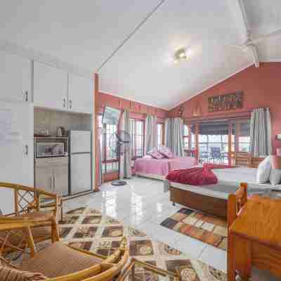 Beachcomber Bay Guest House in South Africa Rooms
