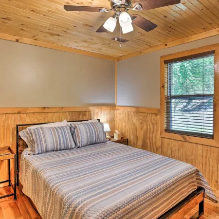 Silver Creek Cabin w/ Hiking < 1 Mi to Town!