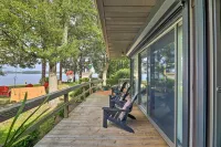 New Bern Home w/ Direct Access to Neuse River - 3-Star