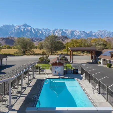 Best Western  Frontier Motel