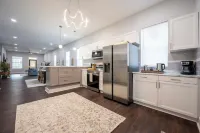 Barth Hotels in Beech Grove