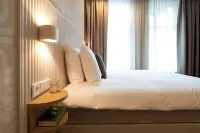 โรงแรม เซสต์ เดน ฮาก - สเคเวนิงเกน