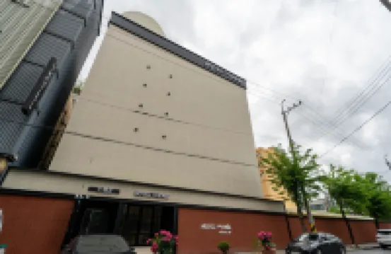 Page Hotel