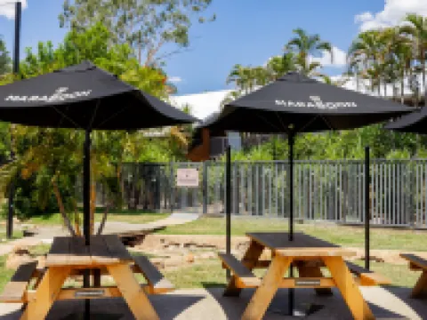 Emerald Maraboon Motor Inn Hoteles en Emerald