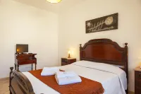 FF 03 - Bedroom 3 in Sea Breeze Guesthouse - sarapan