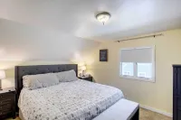 Cozy Wisconsin Abode Walk to Lake Michigan! - 3성급