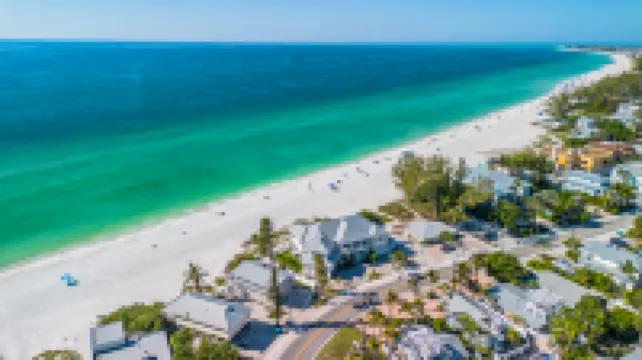 Breathtaking Gulf Views and Modern Comforts - Exquisite Coastal Haven