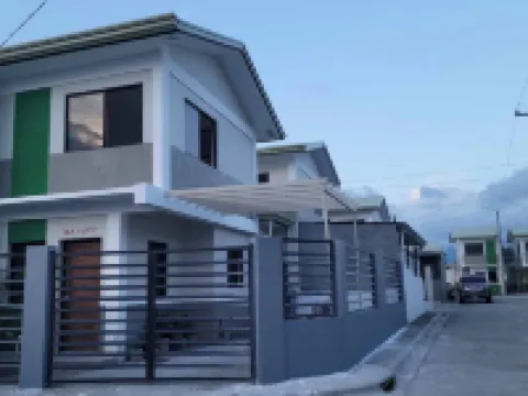 ア タイニー コージー プライベートハウス レンタル イン リパシティ リパのホテル