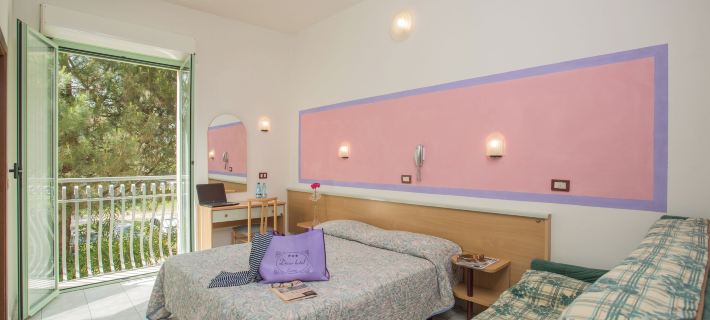 Hotel Dover Rooms & Coffee - Adults Friendly Hotels in Cervia