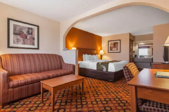 Quality Inn & Suites Owasso US-169