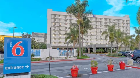 モーテル 6 ロサンゼルス カリフォルニア - ロサンゼルス - LAX