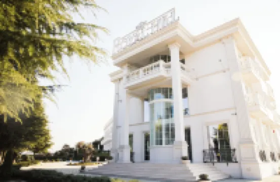 로열 힐 호텔  호텔